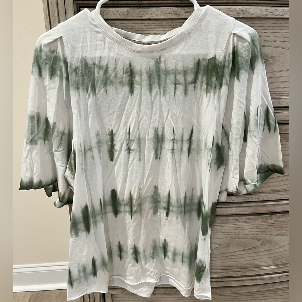 Good Hart green tie dye top